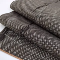 本場大島紬 正絹 茶泥染め 一元式 粋な絣 しつけ糸 袷 着物 MK-1222