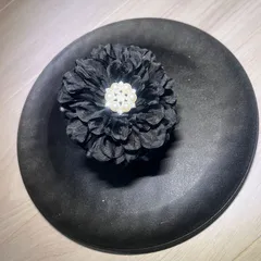 大人気　t58 髪飾り 結婚式 卒業式 成人式 着物　振袖　キラキラ　ダリア 黒