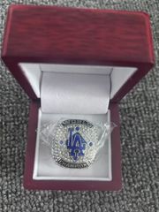 新品❗️ 山本由伸 ボブルヘッド ドジャース 2024年6月13日 - メルカリ