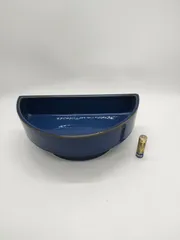 花器 変形 紺色 半月型 磁器製 花台 窯 工房 池坊 フラワーベース 水盤 華道具 花瓶 シンプル 生花 華道 金属 手作り アンティーク レア レトロ インテリア ビンテージ 昭和 24428四つ葉[YT00522]