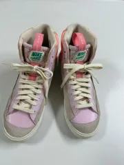 ナイキ ブレーザーミッド77 ピンクフォーム ココナッツミルク 235