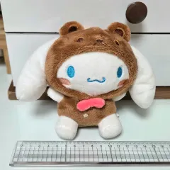 シナモンロール クマのコスチュームぬいぐるみ キーホルダー 中型