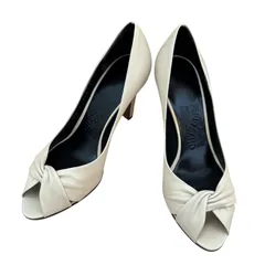 Z1611 【美品】SALVATOSE FERRAGAMO サルヴァトーレフェラガモ　オープントゥパンプス　アイボリー　レディース　サイズ  5 1/2  22.5cm