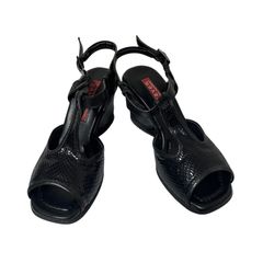 Item thumbnail for item 878223b9-6627-461e-882c-e0b85acec3dc