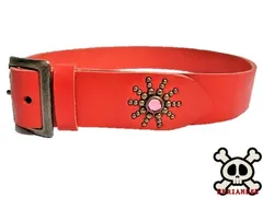 栃木レザー　エンドオンリースタッズベルト　赤　ピンクスポッツ　ヴィンテージタイプ　４０ｍｍ幅　一枚革