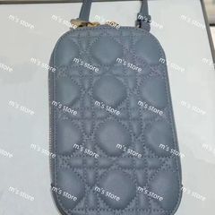 新品 CELINE クロスボディ オーバルパース キュイル トリオンフ