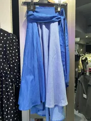 フレアスカート　ブルー　MーLサイズ