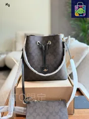 【今日特価】Coach コーチ ローワン バケット シリーズ 小物入れ付き、ダブルボックス包装付き