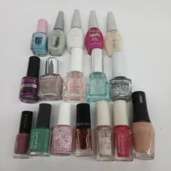 ネイルカラー １７点セット まとめ売り　セザンヌ・メイベリン・キャンメイクなど　CO-A1613C