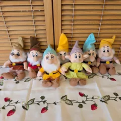 2025年最新】白雪姫 7人の小人 ぬいぐるみの人気アイテム - メルカリ