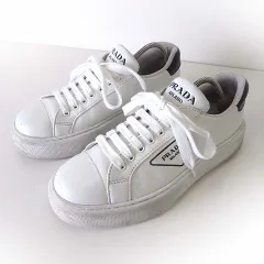 2025年最新】PRADA メンズ スニーカーの人気アイテム - メルカリ 