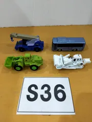 S36 トミカ 4台セット