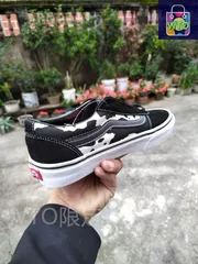 【今日特価】VANS Ward コウモリ柄 アメリカン ヴィンテージ 女用 スケートシューズ！送料無料！在庫限定のお得な価格です！