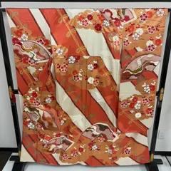 2025年最新】金駒刺繍振袖の人気アイテム - メルカリ