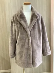 AZULbyMOUSSY　レディース　フェイクファーコート　Mサイズ　美品のサムネイル