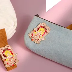 美少女戦士セーラームーン チャーム バッジ ピンバッジ