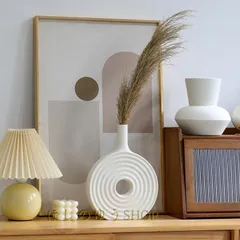 花瓶 フラワーベース 花器 北欧デザインの花瓶　一輪挿し　セラミック製