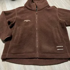アディダス ブラウン ボア フリース ジャケット