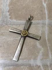 【中古】 ARIZONA FREEDOM アリゾナフリーダム K18付太陽神クロス T-123b ペンダントトップ   111441014