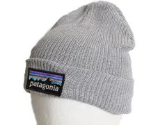 【お得なクーポン配布中!】 パタゴニア ロゴ キッズ ビーニー キャップ フリーサイズ 古着 22年製 アウトドア ワッチ ニット帽  P-6 ボックスロゴ 防寒 グレー 子ども