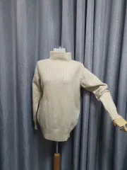 ウール100 ハイネック 高級ニット