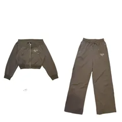 2025年最新】スタッズパンツの人気アイテム - メルカリ