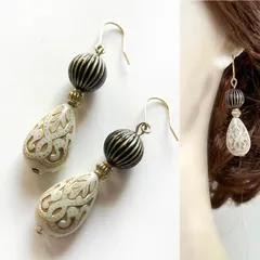 ヴィンテージ調ビーズピアス-ブラックアイボリー-