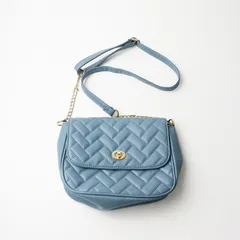 テチチ テラス Te chichi TERRASSE キルティングデザイン フラップショルダーバッグ ブルー┃ターンロック【2400014661095】のサムネイル