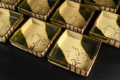 本人作】 真作保証 14代 中里太郎右衛門 (忠寛) 唐津華文鉢 日展 佐賀