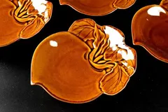 【蔵C8845e1】飴釉　蕪型小皿　十客