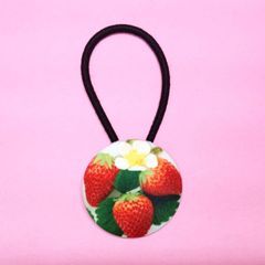 くるみボタン＊ヘアゴム いちご② 4個セット - メルカリ