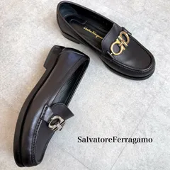 美品 SalvatoreFerragamo サルヴァトーレフェラガモ ガンチーニ リバーシブル ローファー レザー ブラック 黒 シルバー ゴールド金具 4D 21.5cm M9