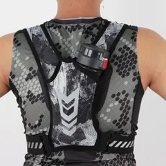 ランニング ジョギング ドリンク スポーツ バッグ 小さめ ベスト ペットボトル ホルダー 蛍光 光る メッシュ 迷彩 軽量 運動 水分補給 水筒 おしゃれ ポケット付き ホワイト