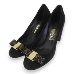 美品 Salvatore Ferragamo サルヴァトーレフェラガモ スエード ヴァラリボン スタッズ パンプス 6C 約23.5cm ブラック レディース 古着 中古 USED