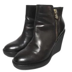 2025年最新】MONCLER レディース ブーツの人気アイテム - メルカリ