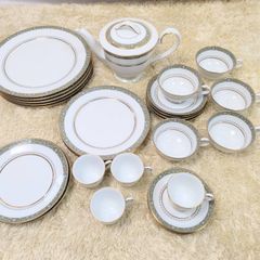 Lenox McKinley レノックス マッキンリー 24ピースセット 6客 Lenox McKinley レノックス マッキンリー 24ピースセット 6客 - メルカリ