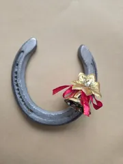 【Only One】競走馬(サラブレッド)実使用アルミ蹄鉄(デコレーション:クリスマス)