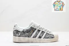 Adidas アディダス Originals オリジナルス Superstar スーパースター クローバー ロートップ クラシック ユニバーサル カジュアル スポーツ スケートボード シューズ。