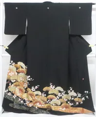 【一輝堂】黒留袖 作家物 落款入り 五ツ紋 金彩 吉祥文 比翼仕立て 正絹 着物 身丈約167cm 裄丈約64cm 25z11-6202