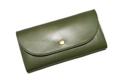 【現行・完売品】tomorka 作家　三つ折　財布　green　コンパクト 現行・完売品】tomorka 作家 三つ折 財布 green コンパクト - メルカリ