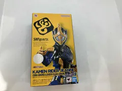  現状品 S.H.Figuarts 仮面ライダｰジャンヌ コブラゲノム&ラブコフ クジャクゲノム 仮面ライダｰリバイス