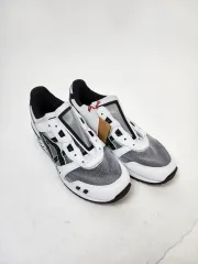 アシックス 白 メッシュ スニーカー