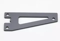 【中古】ラジコン 1/10 YZ-870c スーパードッグファイター用 艶消しグラファイト製 サーボマウント プレート [YZ-203PLG]