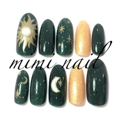 現品限り グリーン＆ゴールド太陽月ネイルチップ ハンドメイド ロング ジェルコート済