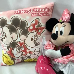 ディズニー　ミッキー&ミニークッション　ミニーぬいぐるみ　ピンク　かわいい　D308