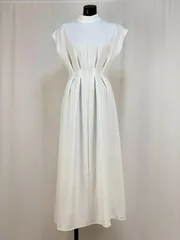 ZARA　ノースリーブワンピース　XSサイズ　白　SOP0009