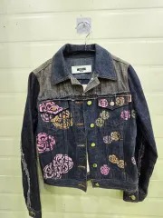 2025年最新】MOSCHINO テーラードジャケットの人気アイテム - メルカリ