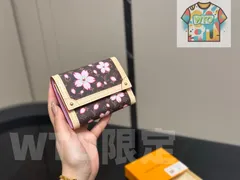 【今日特価】LV Cowhide Medium Wallet エルヴィ 牛革 ミディアムウォレット