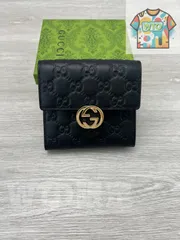 【本日限定特価】GGエンボスレザー ショートウォレット ブラック イタリア製 環境配慮型レザー[本日特価|新品未使用品]-WT0輸入