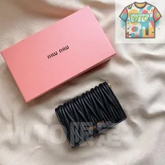 【本日限定】?miumiu 最新モデル 5196 マルチカードケース ? 高級子羊革のコンパクトデザイン[本日特価|新品未使用品]